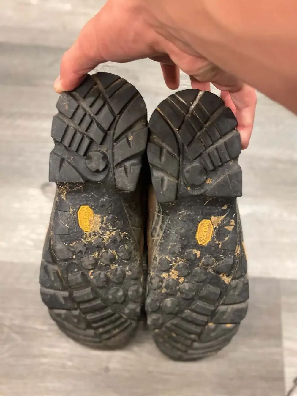 Cabela's Men's Gore-Tex Vibram Hiking Boots Size 11M